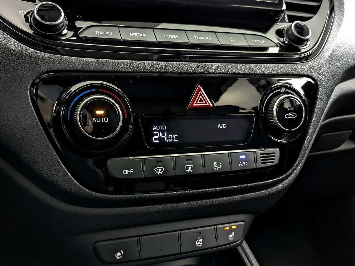 Купить Hyundai Solaris с пробегом. Фото: #20