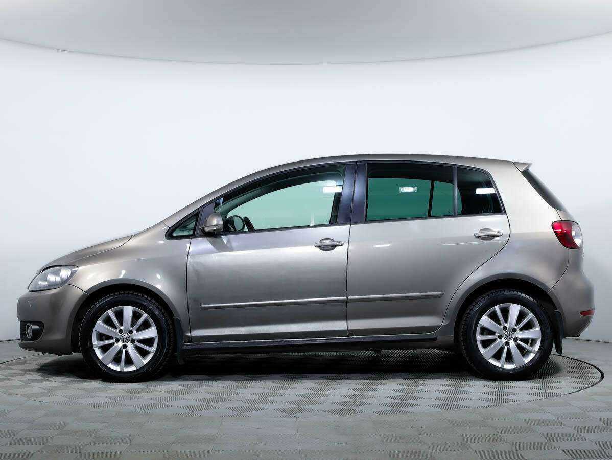 Купить Volkswagen Golf Plus с пробегом. Фото: #6