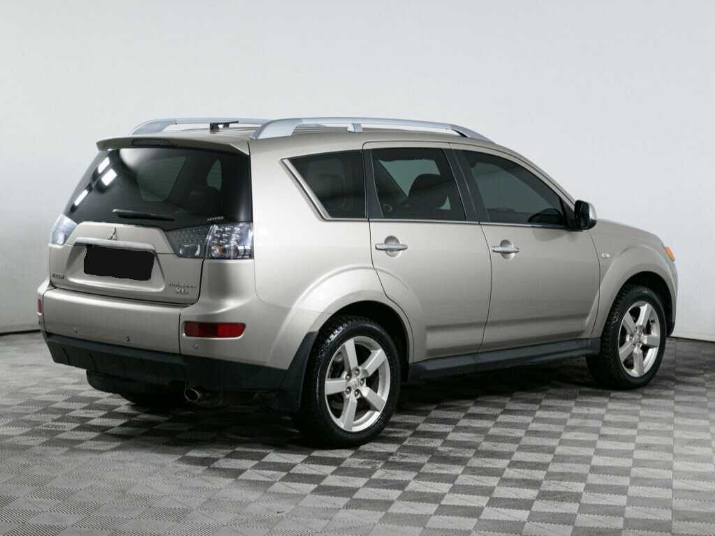 Купить Mitsubishi Outlander с пробегом. Фото: #3