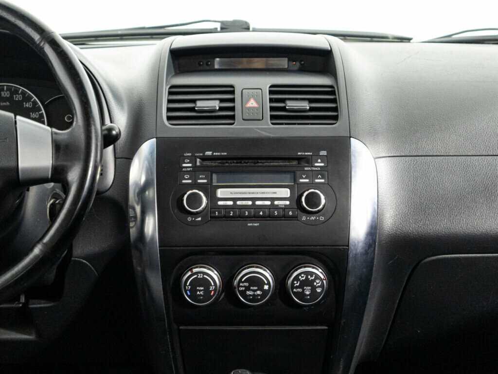 Купить Suzuki SX4 с пробегом. Фото: #13