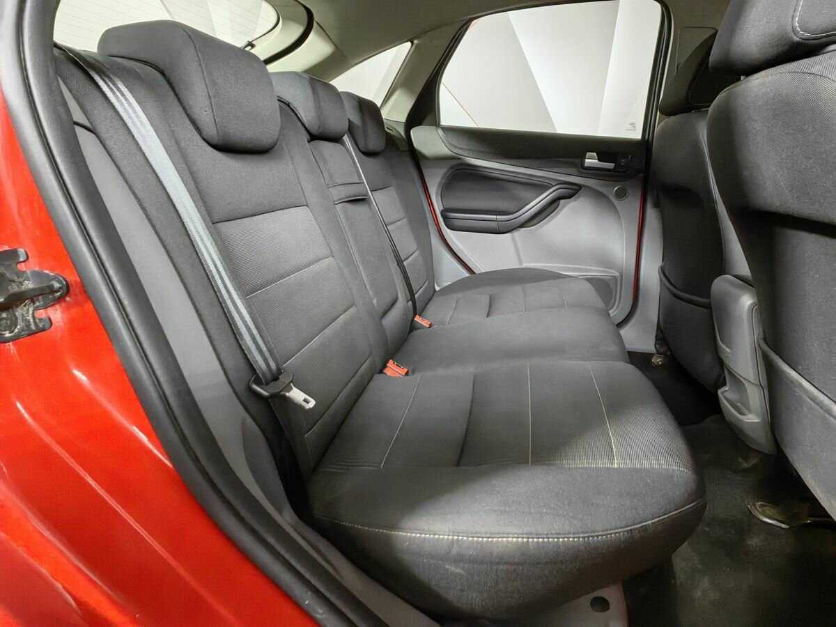 Купить Ford Focus с пробегом. Фото: #11