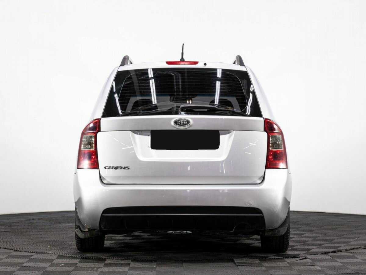 Купить Kia Carens с пробегом. Фото: #4