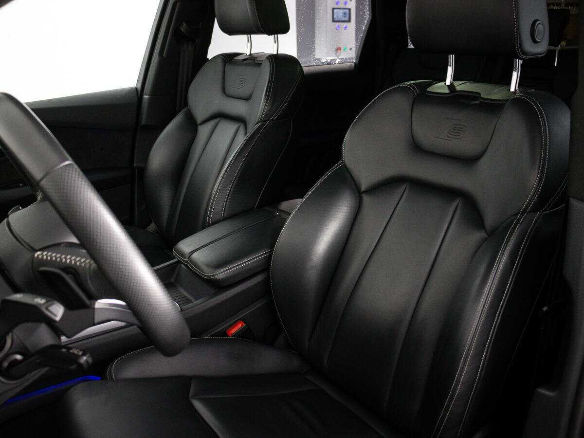 Купить Audi Q7 с пробегом. Фото: #11