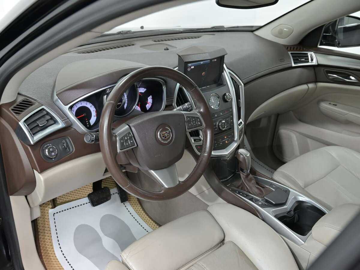 Купить Cadillac SRX с пробегом. Фото: #9
