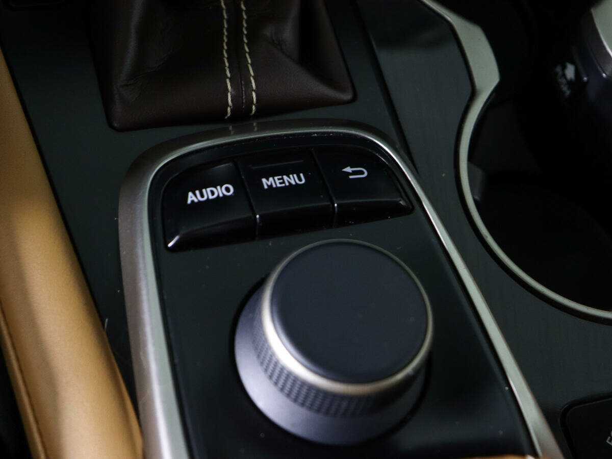 Купить Lexus RX с пробегом. Фото: #27