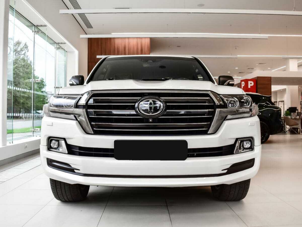Купить Toyota Land Cruiser с пробегом. Фото: #1