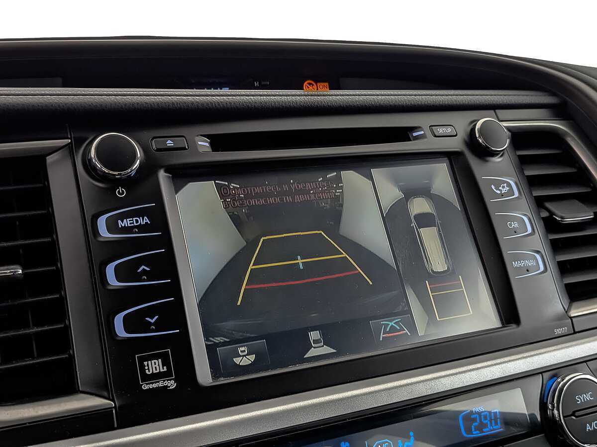 Купить Toyota Highlander с пробегом. Фото: #22