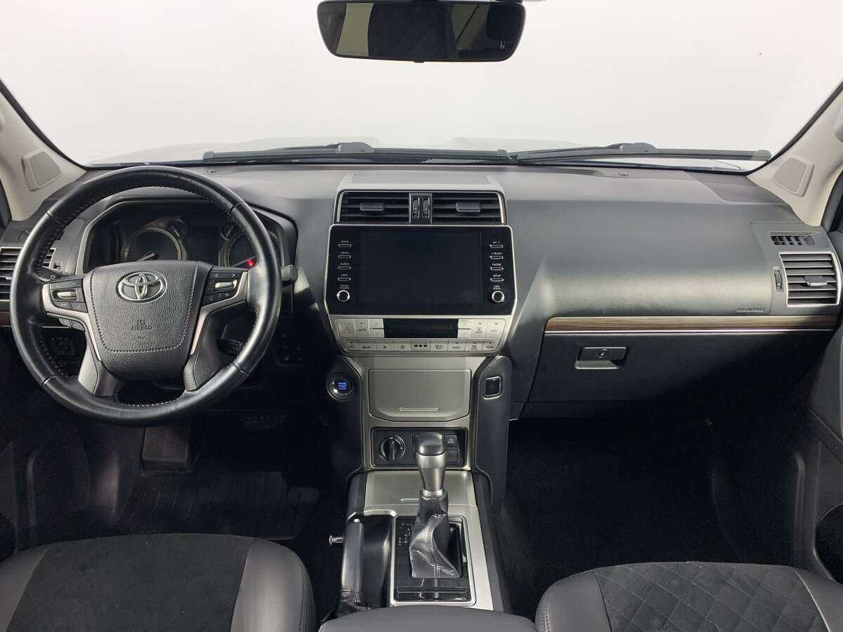 Купить Toyota Land Cruiser Prado с пробегом. Фото: #10