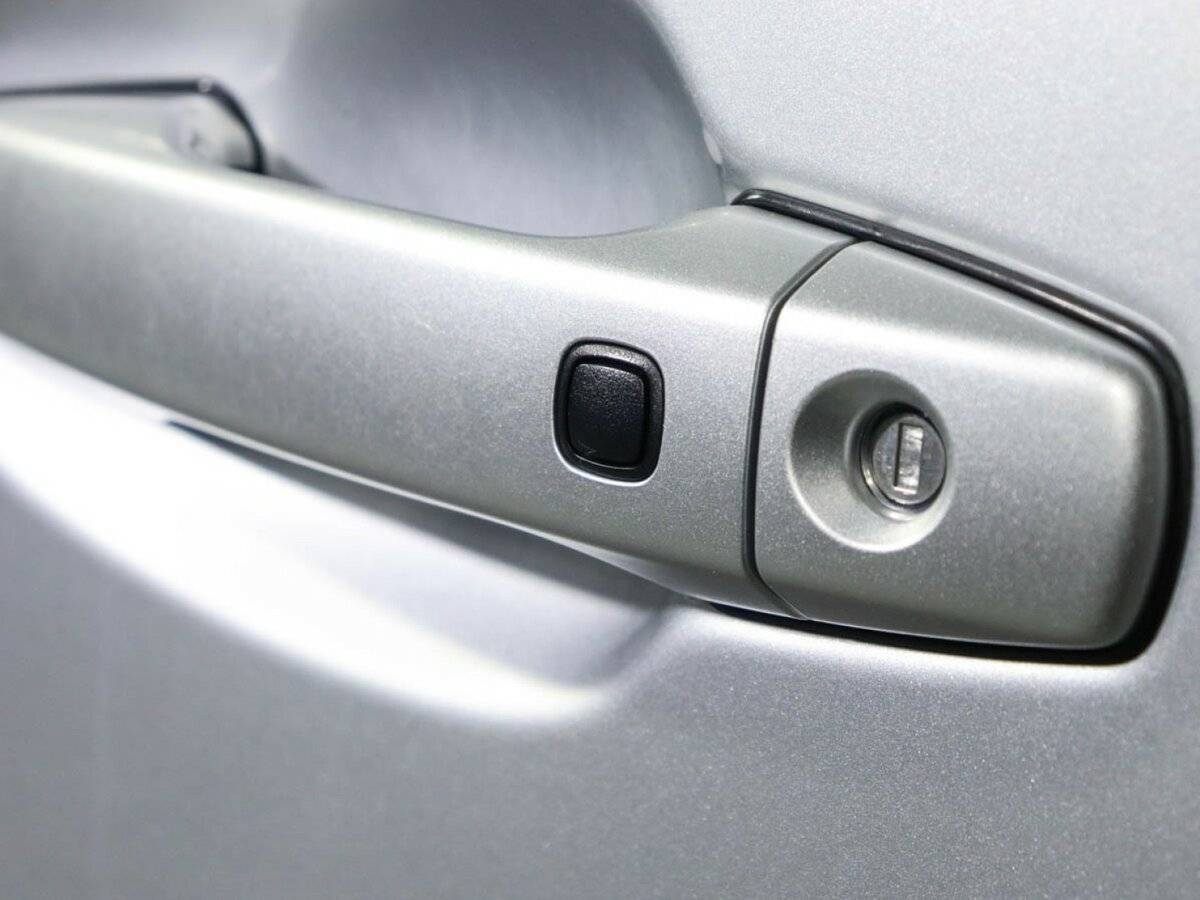 Купить Toyota Land Cruiser с пробегом. Фото: #15