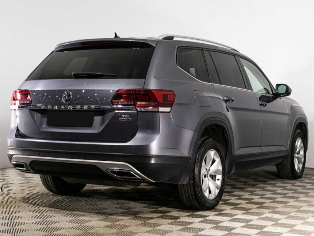 Купить Volkswagen Teramont с пробегом. Фото: #4