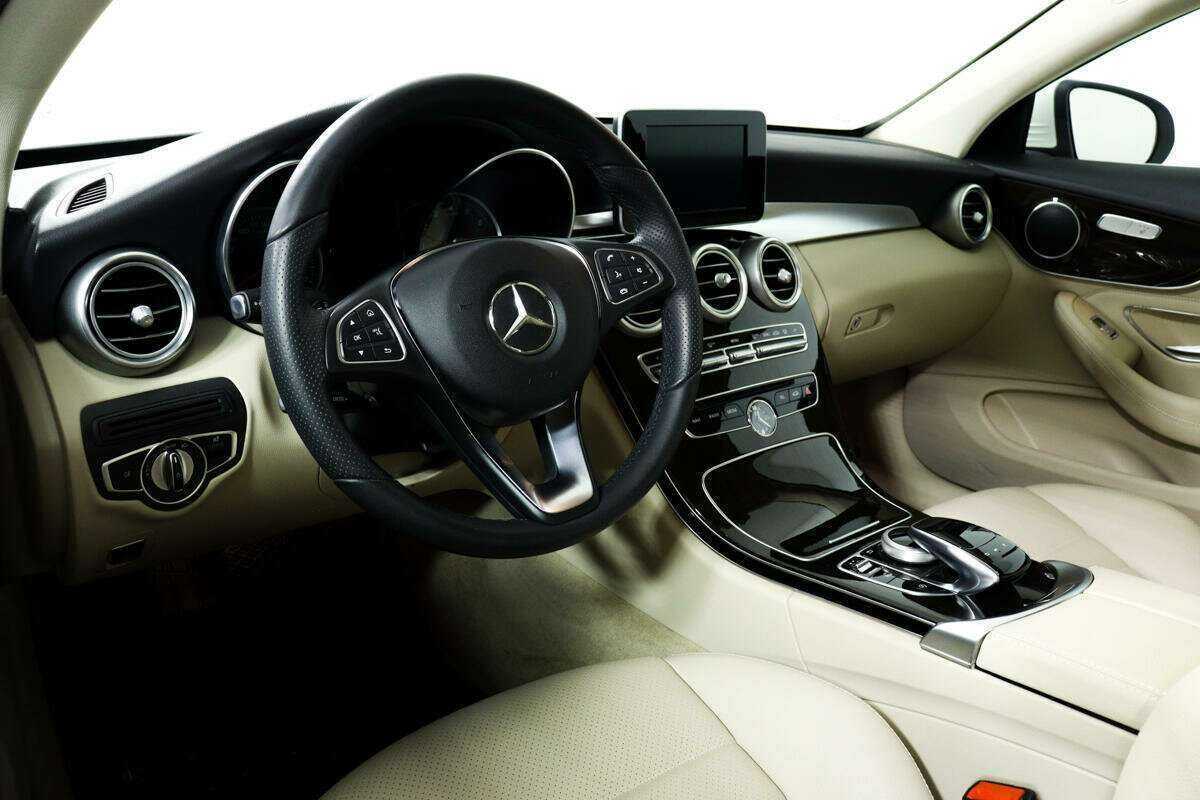 Купить Mercedes-Benz C-Класс с пробегом. Фото: #12