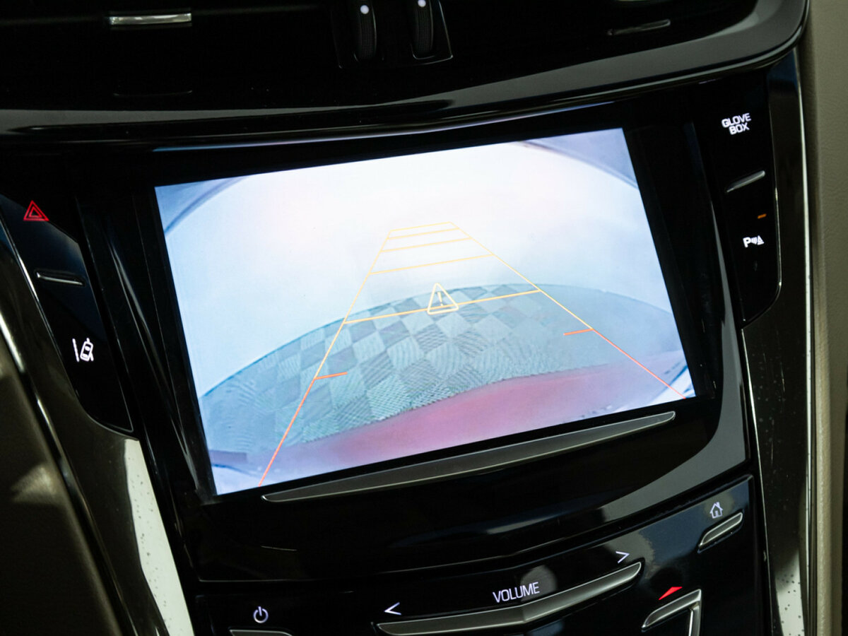 Купить Cadillac ELR с пробегом. Фото: #17