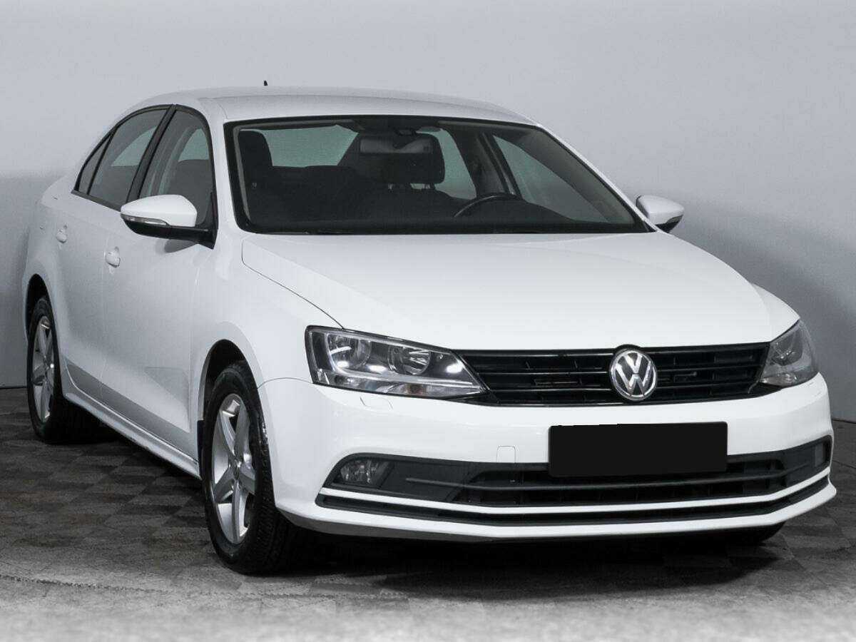 Купить Volkswagen Jetta с пробегом. Фото: #2