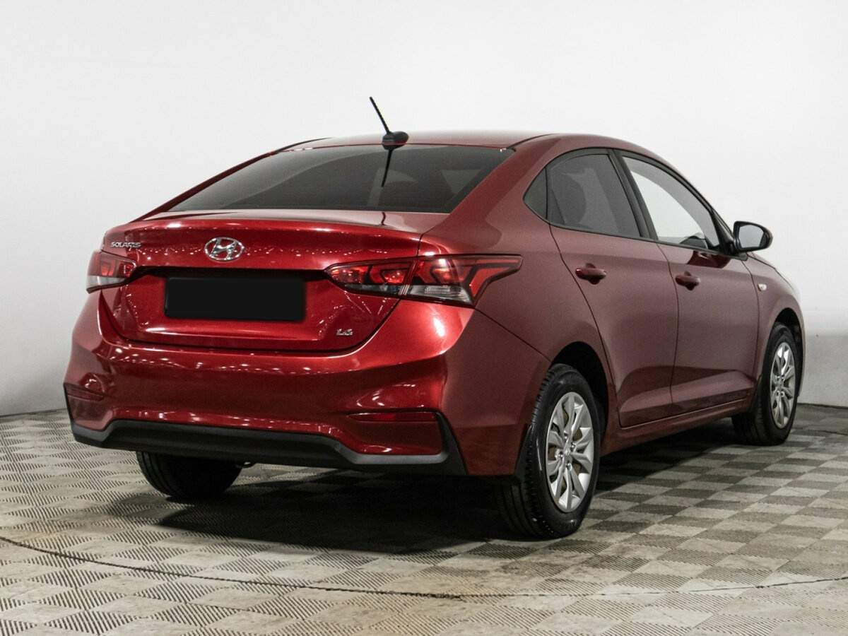 Купить Hyundai Solaris с пробегом. Фото: #4