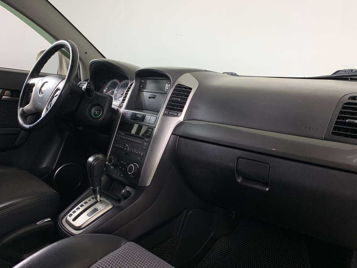 Купить Chevrolet Captiva с пробегом. Фото: #10