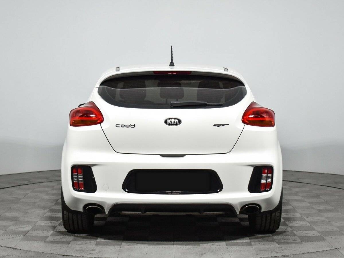 Купить Kia Ceed GT с пробегом. Фото: #6