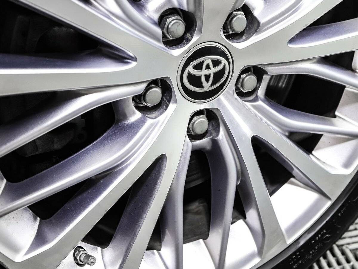 Купить Toyota Camry с пробегом. Фото: #17