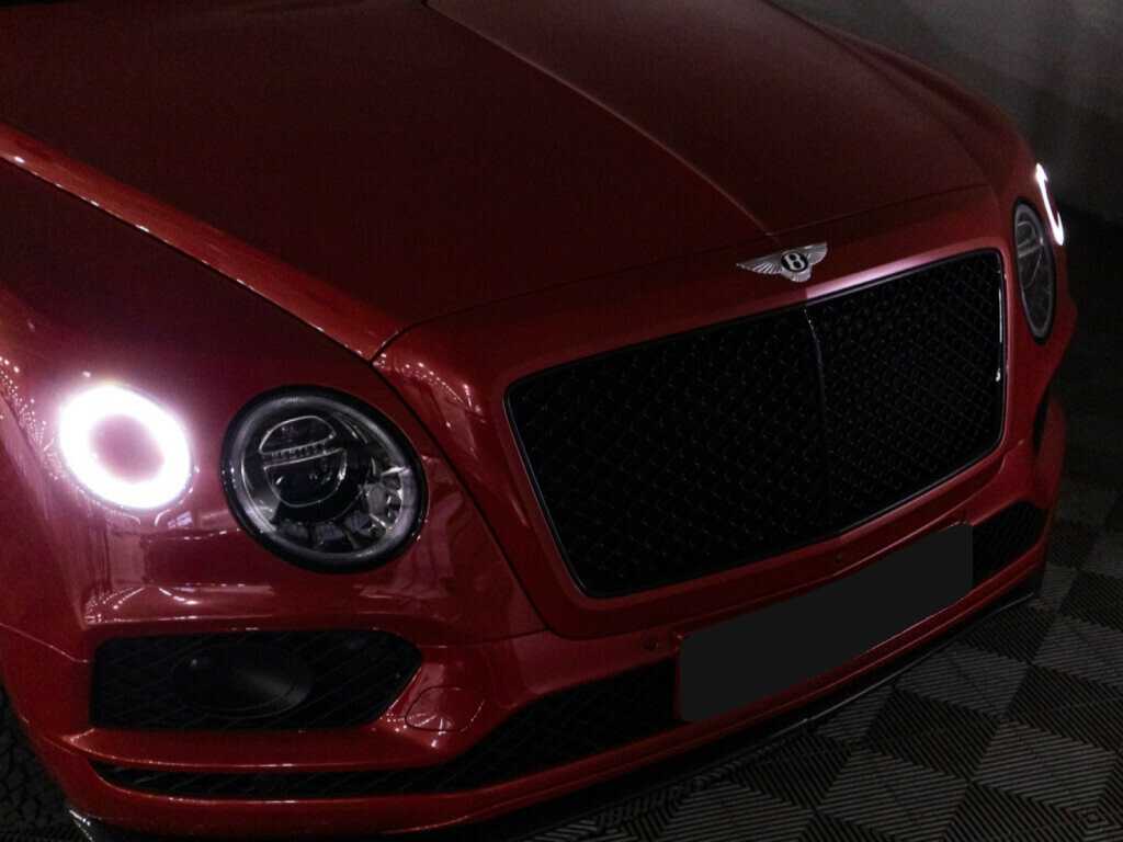 Купить Bentley Bentayga с пробегом. Фото: #32