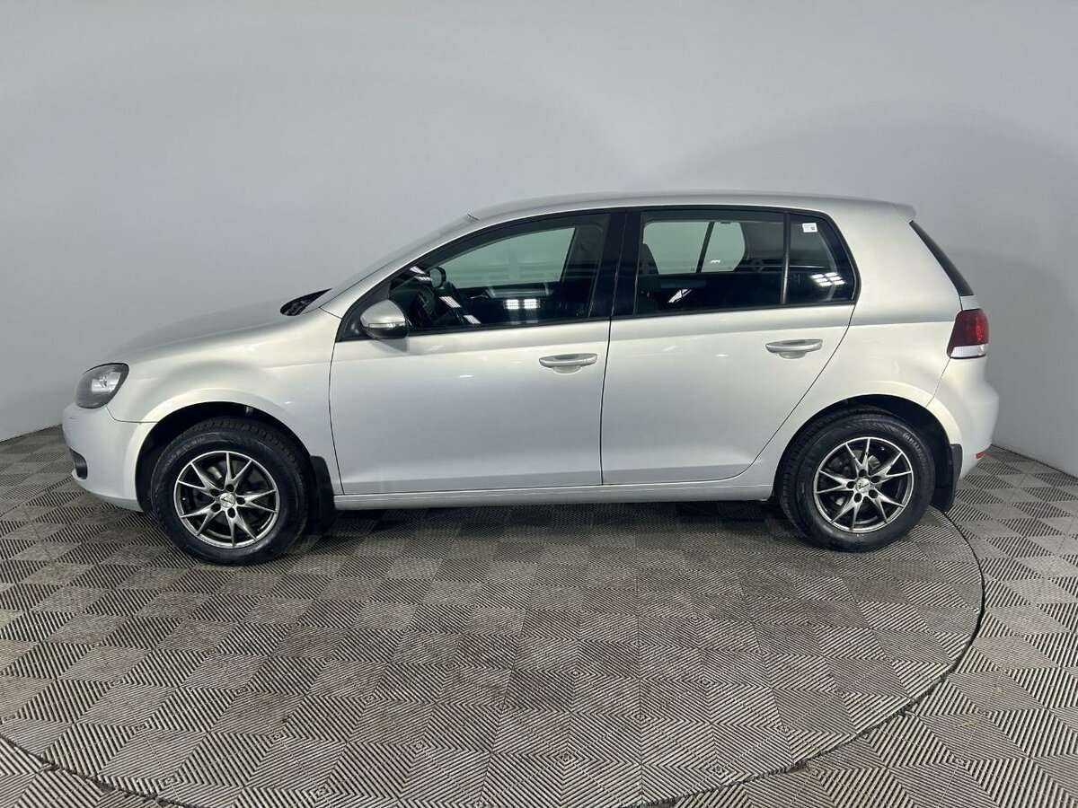 Купить Volkswagen Golf с пробегом. Фото: #4