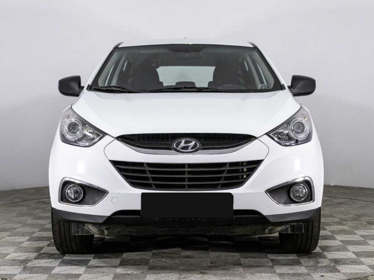 Купить Hyundai ix35 с пробегом. Фото: #1