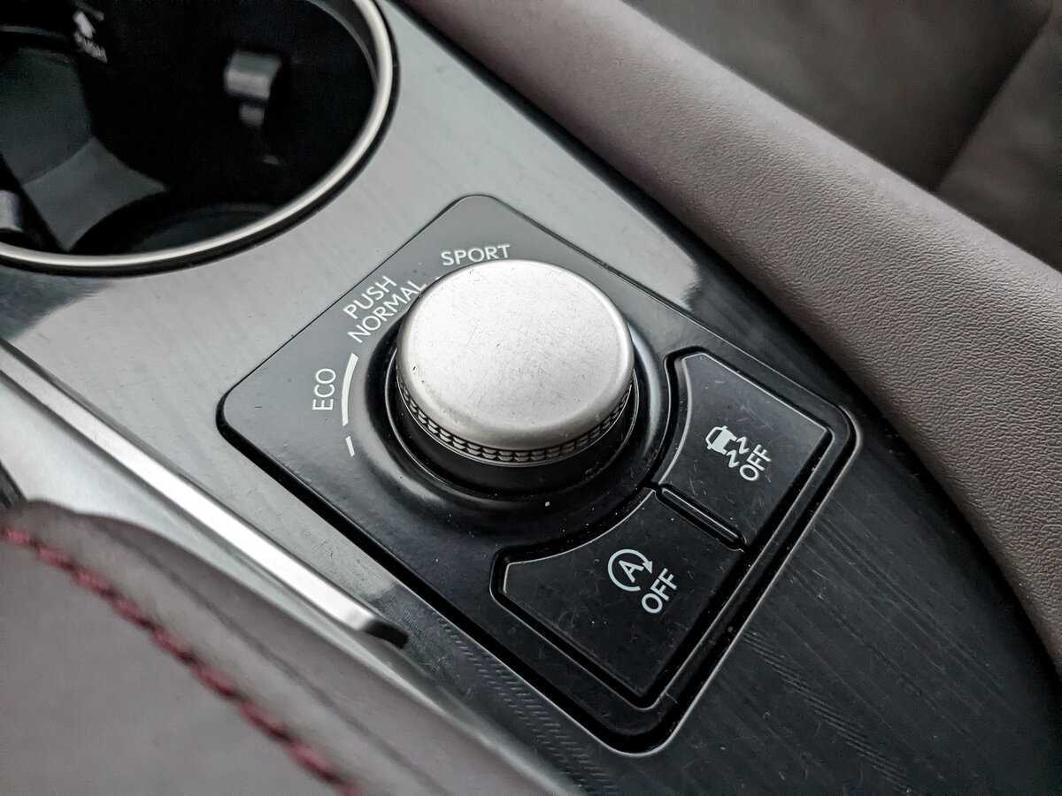 Купить Lexus RX с пробегом. Фото: #25