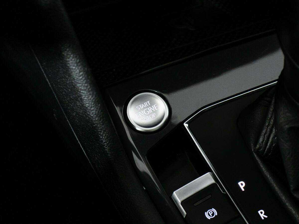 Купить Volkswagen Tiguan с пробегом. Фото: #1