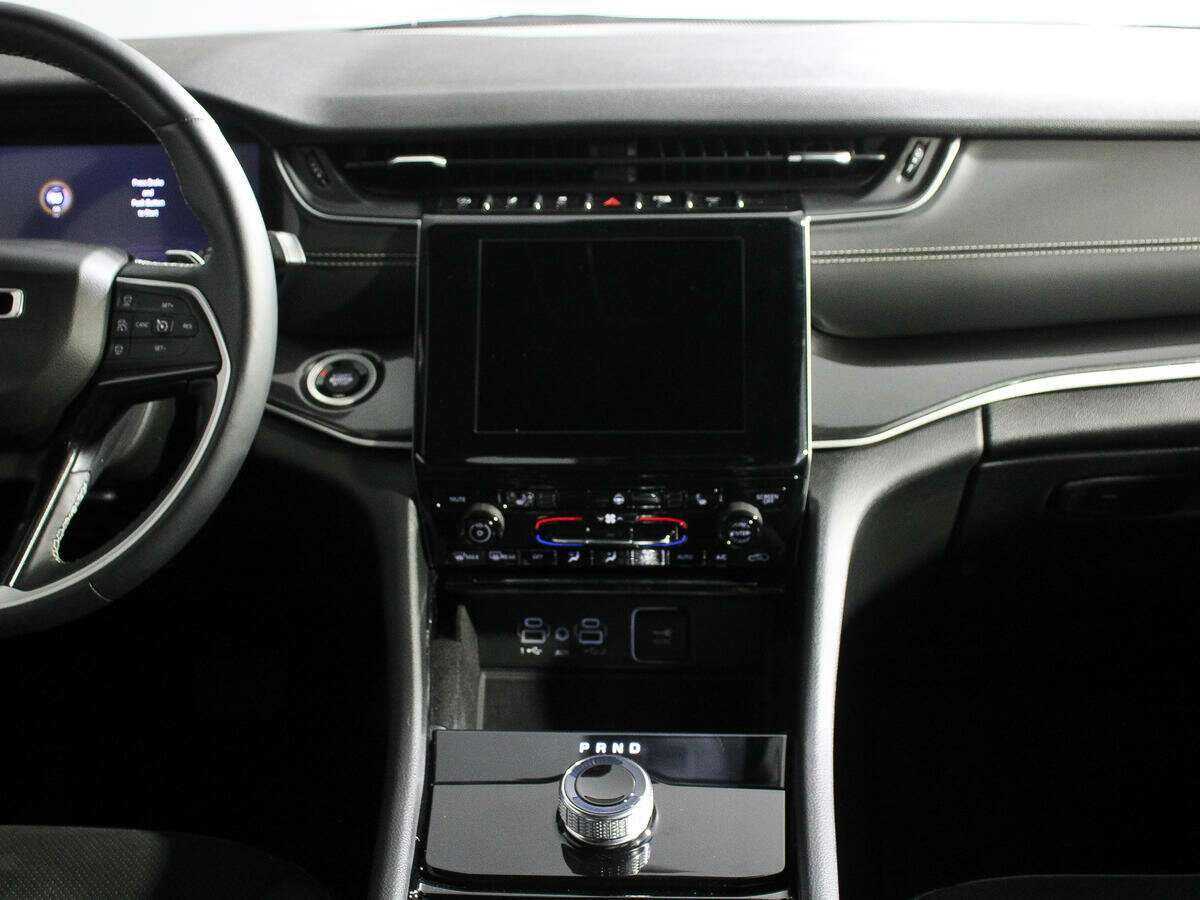 Купить Jeep Grand Cherokee с пробегом. Фото: #10