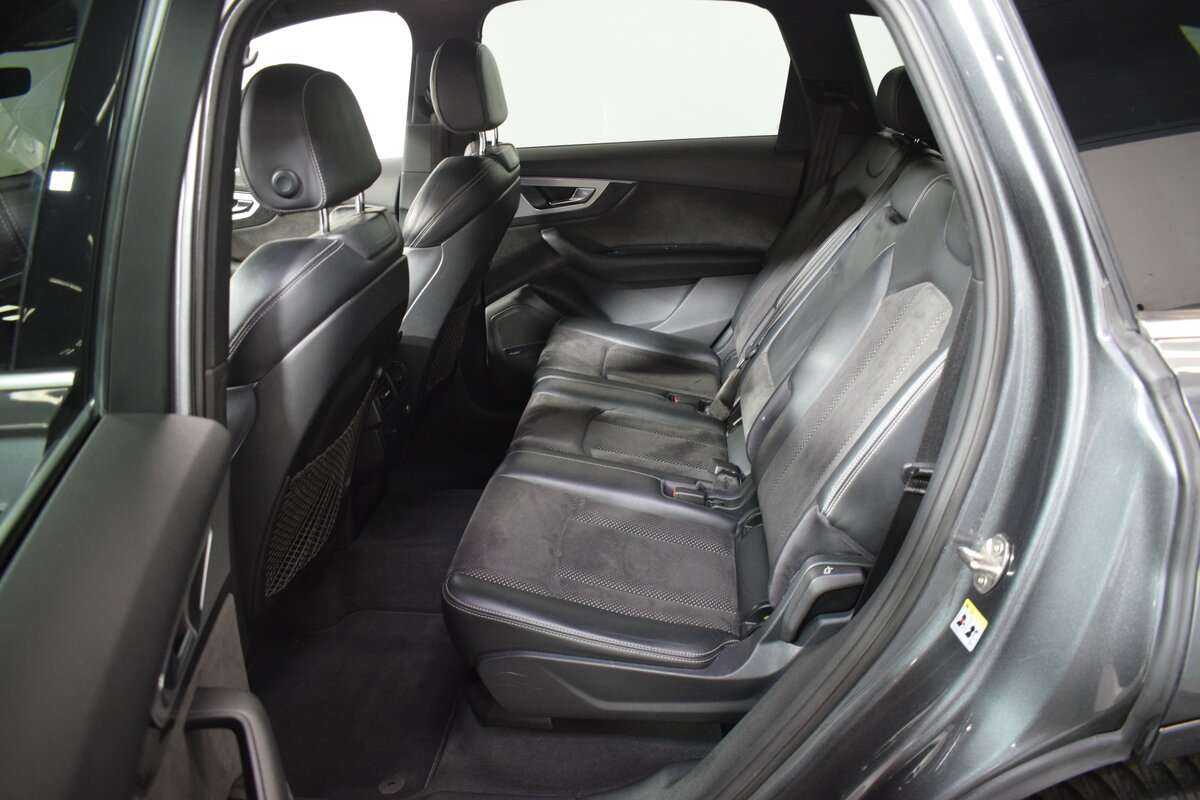 Купить Audi Q7 с пробегом. Фото: #12