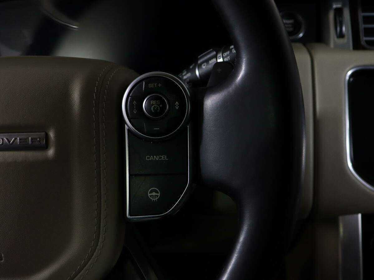 Купить Land Rover Range Rover с пробегом. Фото: #23