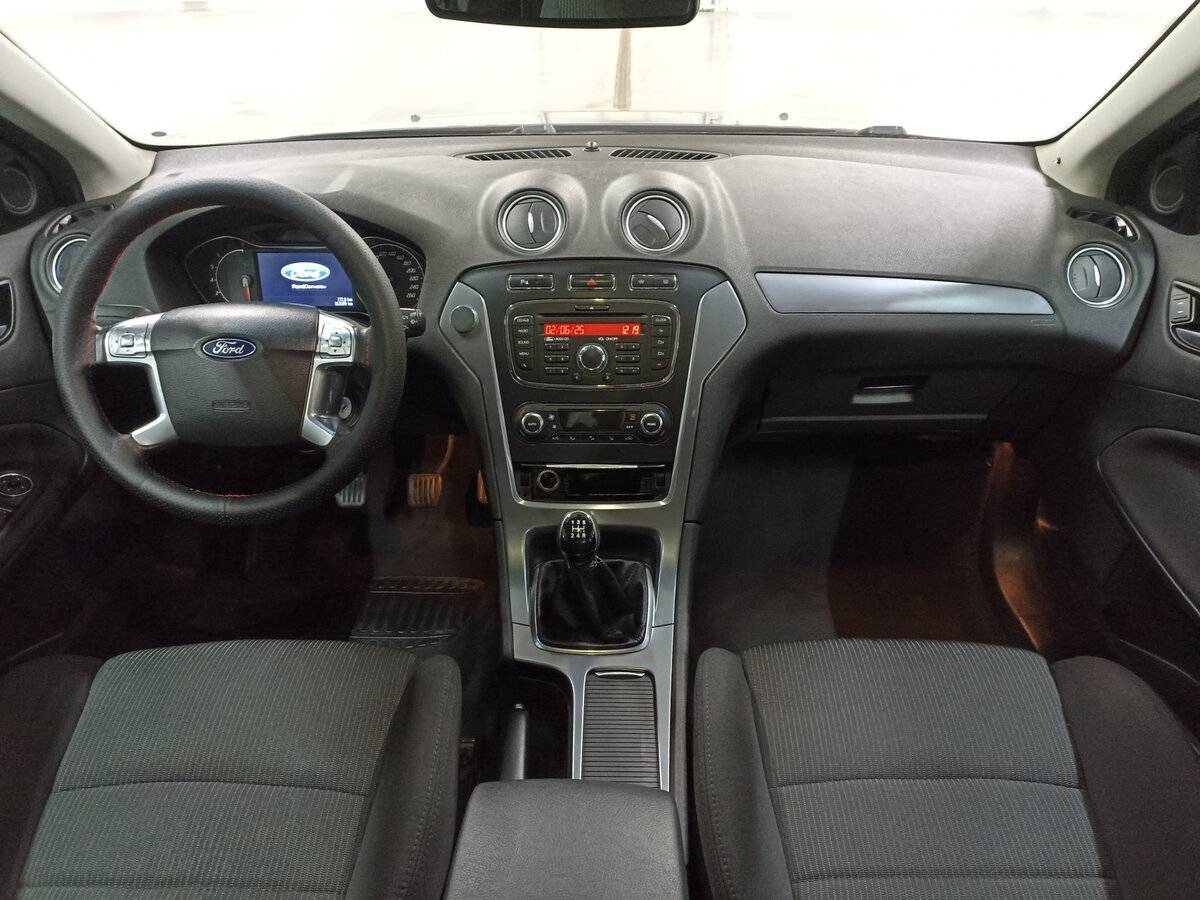 Купить Ford Mondeo с пробегом. Фото: #13