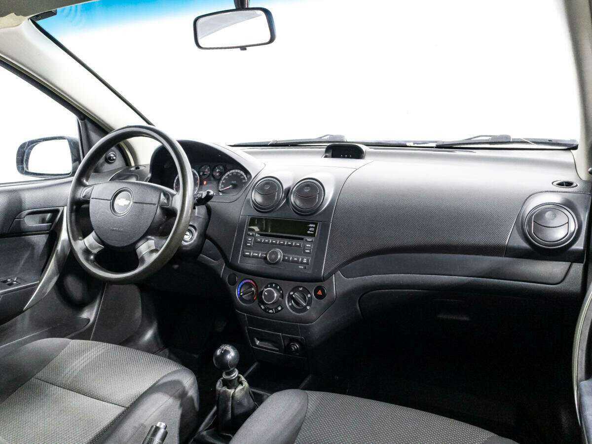 Купить Chevrolet Aveo с пробегом. Фото: #8