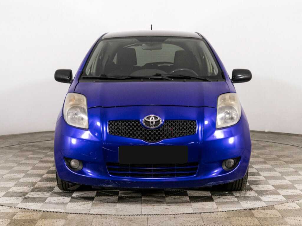 Купить Toyota Yaris с пробегом. Фото: #1