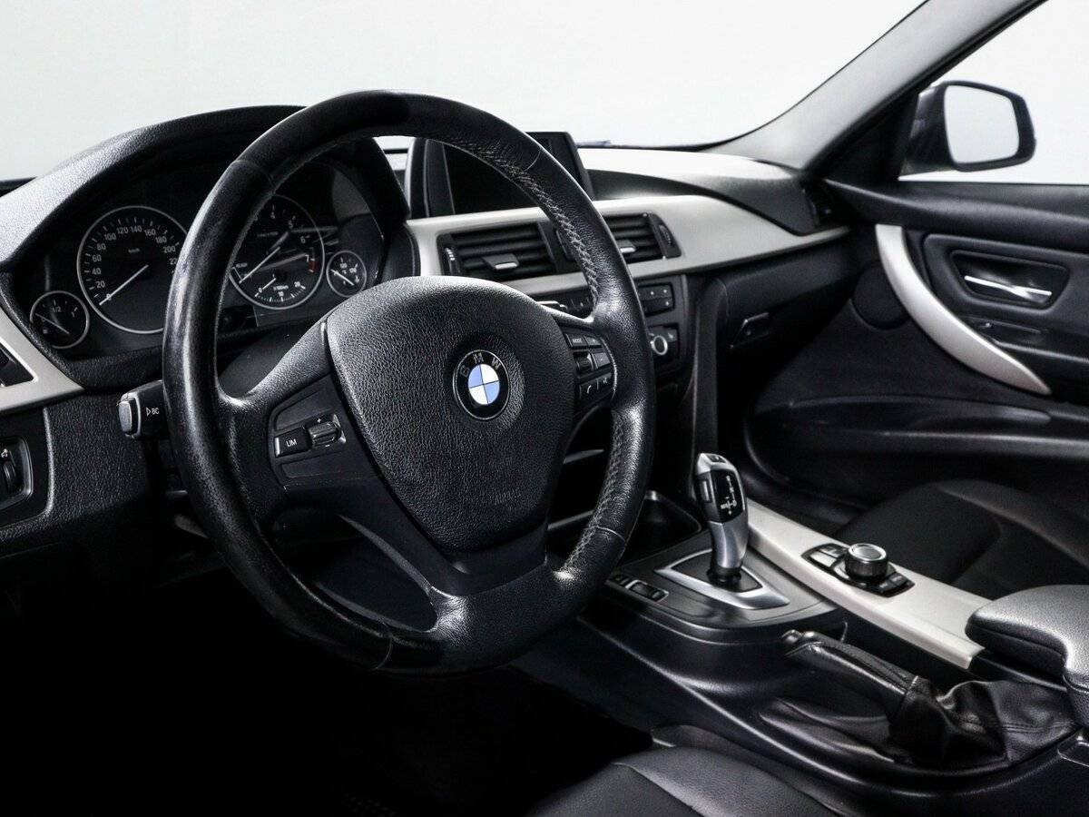 Купить BMW 3 серии с пробегом. Фото: #13