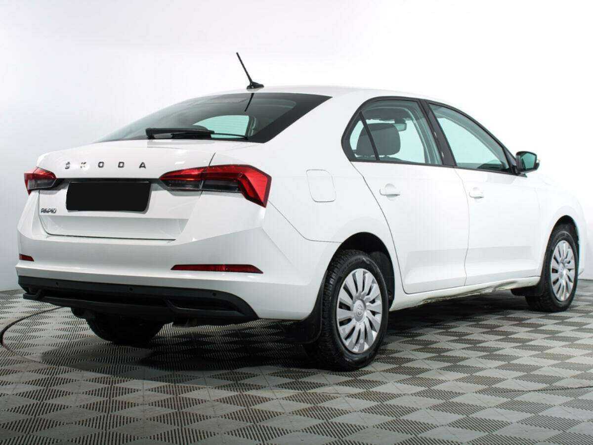Купить Skoda Rapid с пробегом. Фото: #1