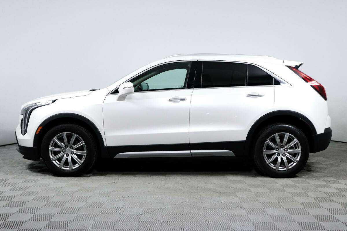 Купить Cadillac XT4 с пробегом. Фото: #7