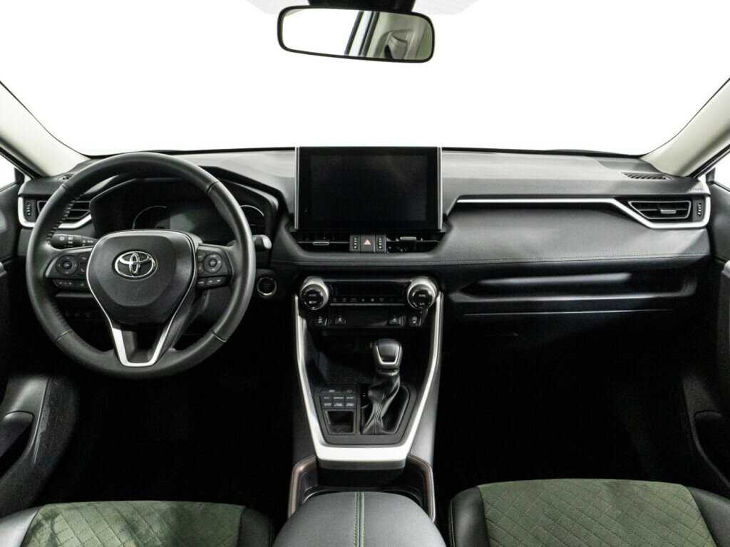 Купить Toyota RAV4 с пробегом. Фото: #12