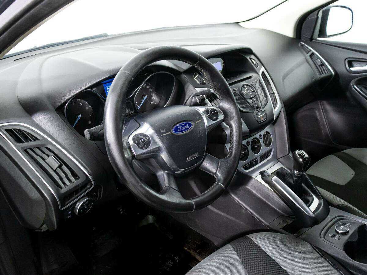 Купить Ford Focus с пробегом. Фото: #10
