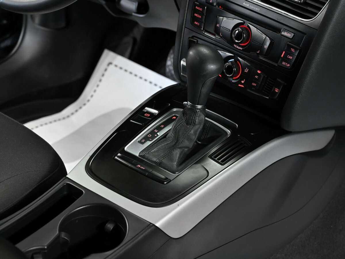 Купить Audi A4 с пробегом. Фото: #9