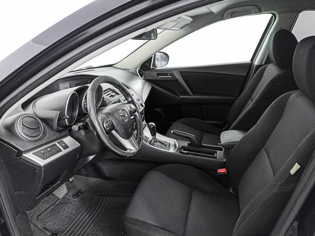 Купить Mazda 3 с пробегом. Фото: #12