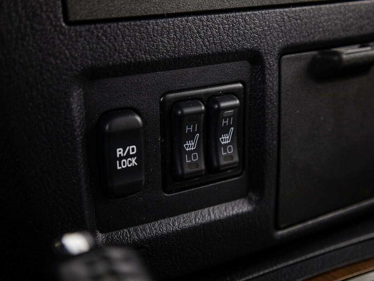 Купить Mitsubishi Pajero с пробегом. Фото: #15