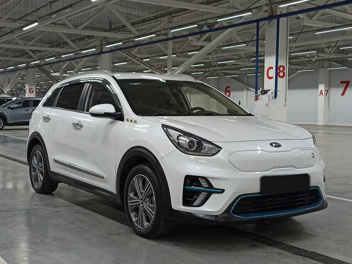 Купить Kia Niro с пробегом. Фото: #2
