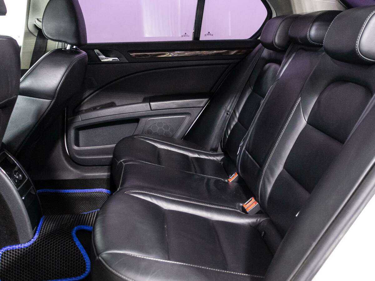 Купить Skoda Superb с пробегом. Фото: #9