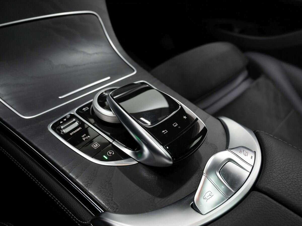 Купить Mercedes-Benz GLC с пробегом. Фото: #22