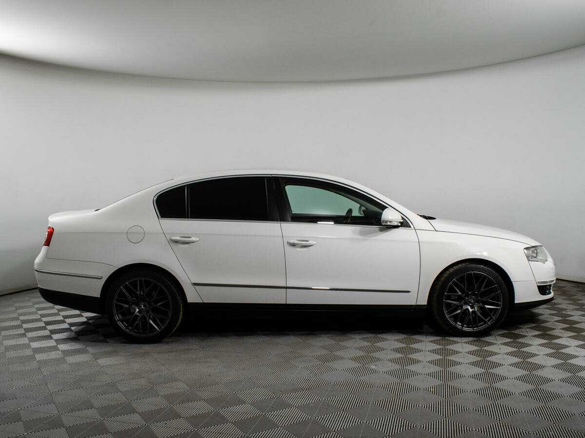 Купить Volkswagen Passat с пробегом. Фото: #3