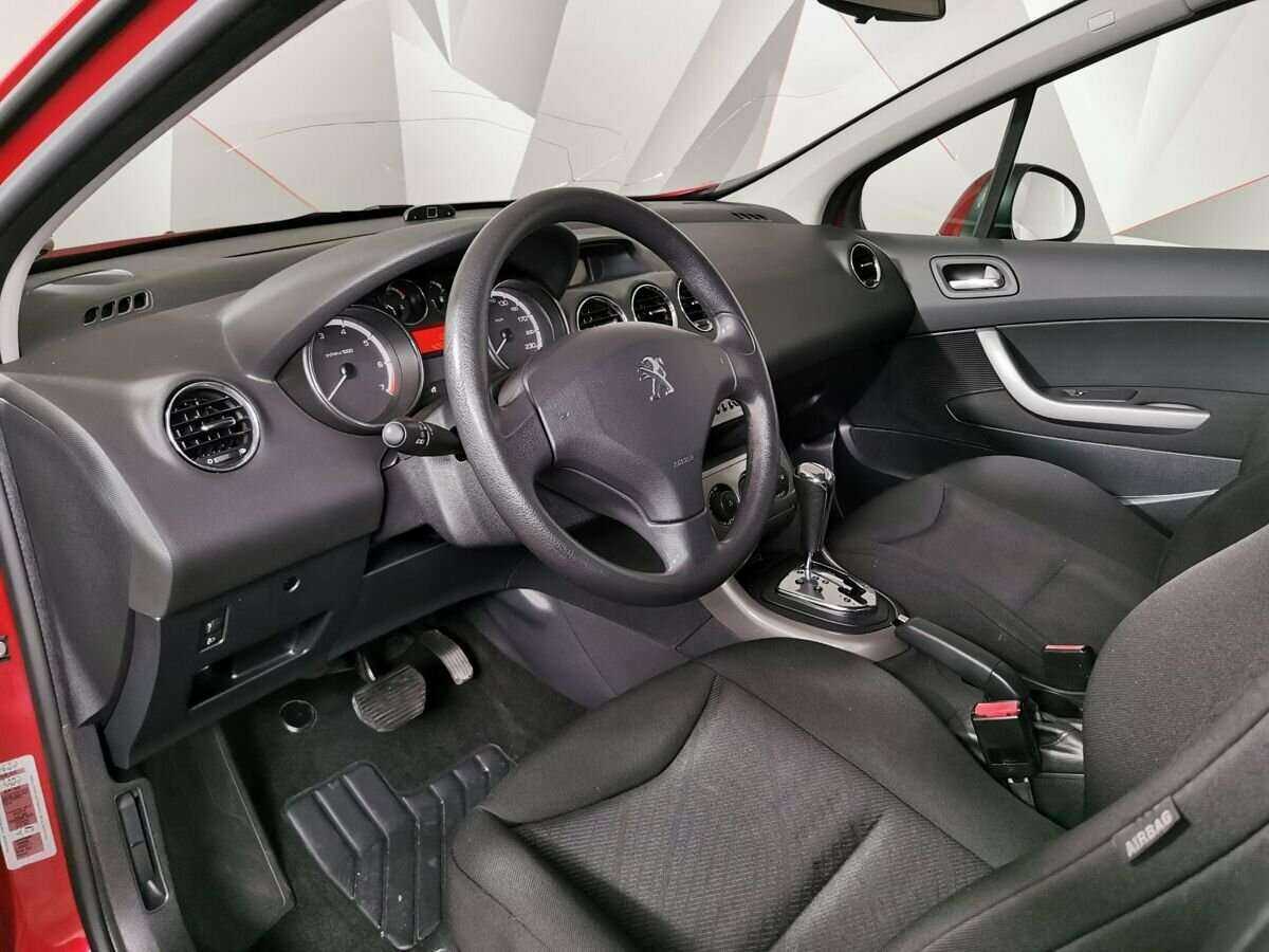 Купить Peugeot 308 с пробегом. Фото: #14