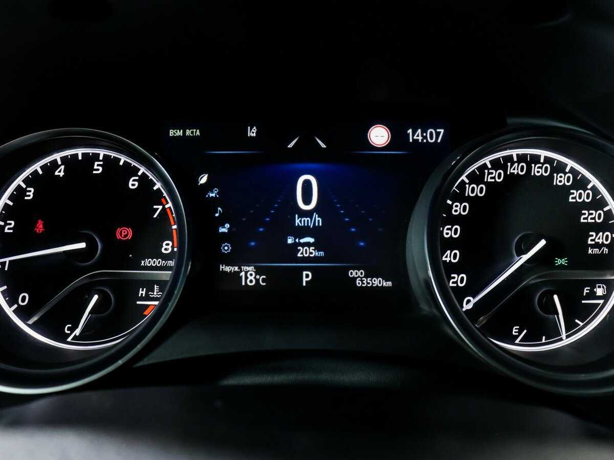 Купить Toyota Camry с пробегом. Фото: #7