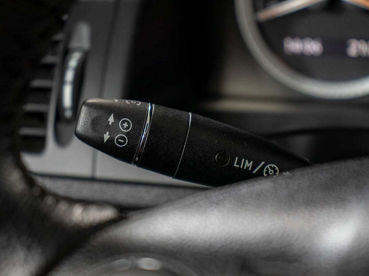 Купить Mercedes-Benz C-Класс с пробегом. Фото: #14