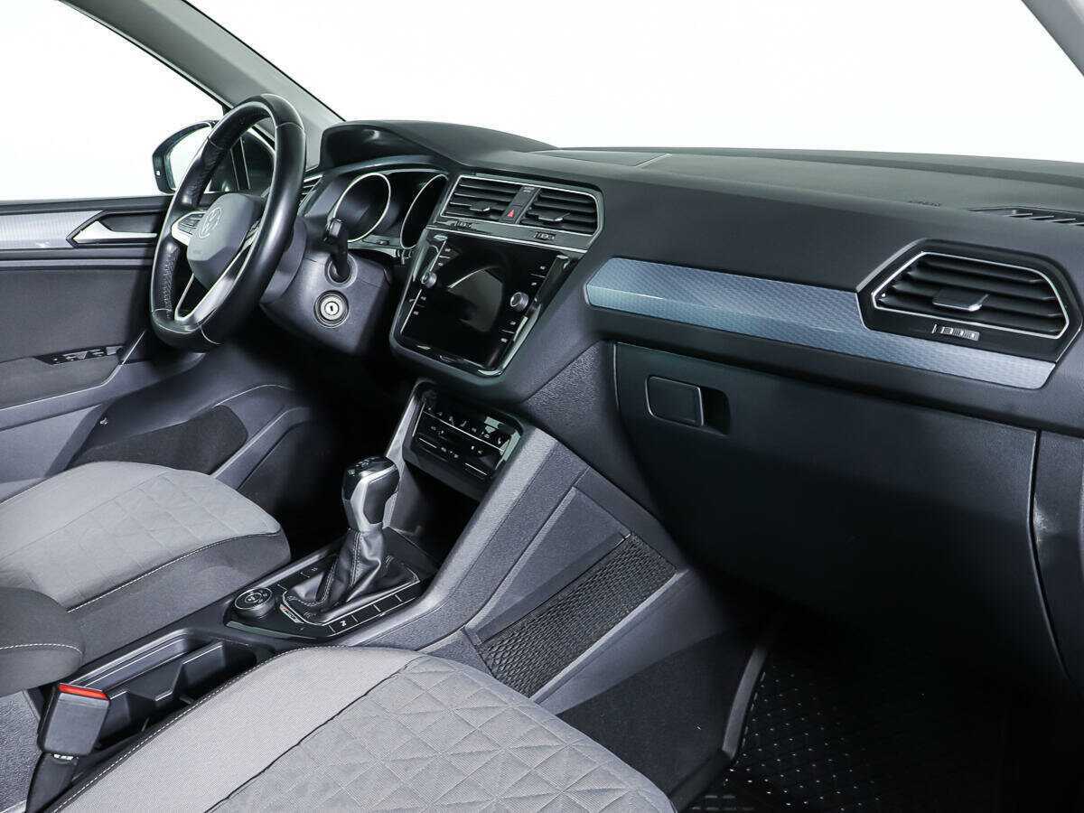 Купить Volkswagen Tiguan с пробегом. Фото: #7