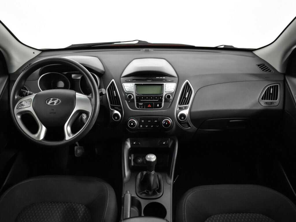 Купить Hyundai ix35 с пробегом. Фото: #11