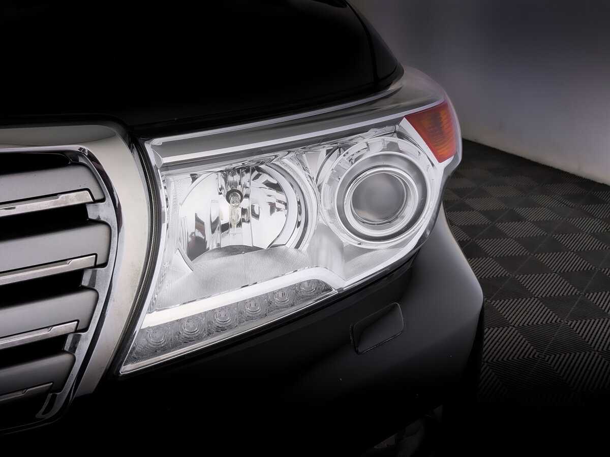 Купить Toyota Land Cruiser с пробегом. Фото: #16